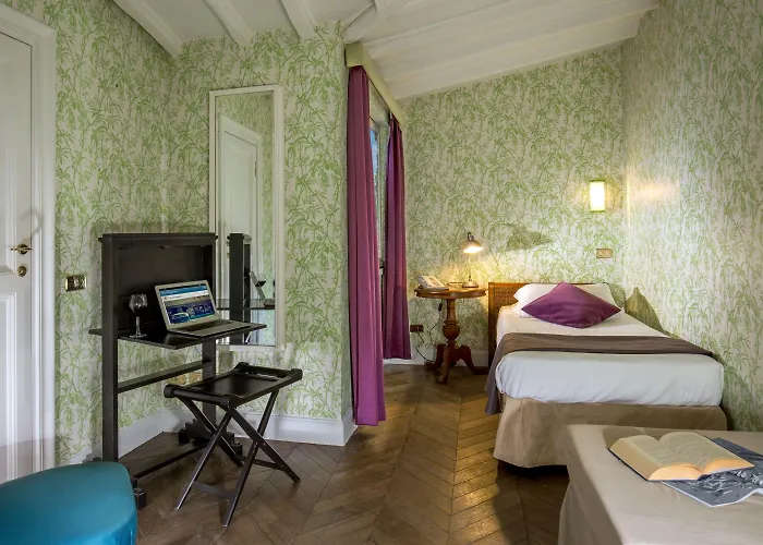 Boutique Anahi 3* Roma